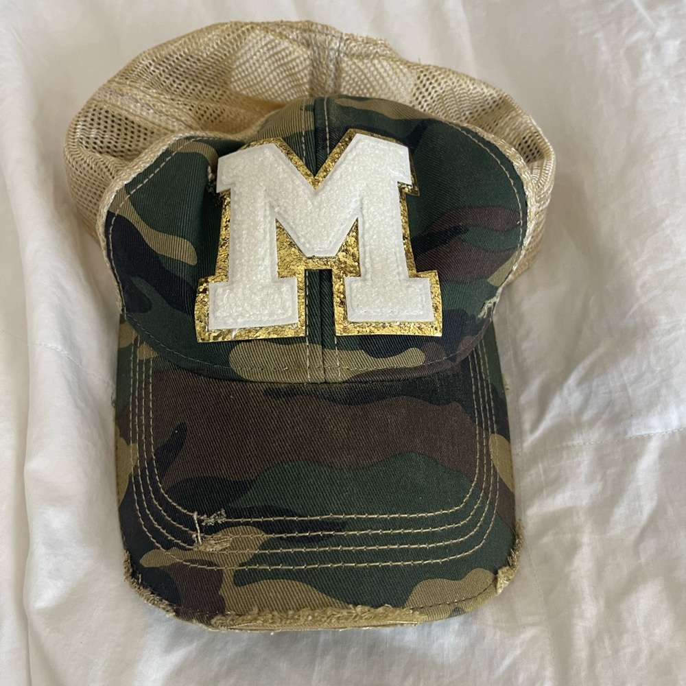 Judith March Camo and Gold Mesh Hat